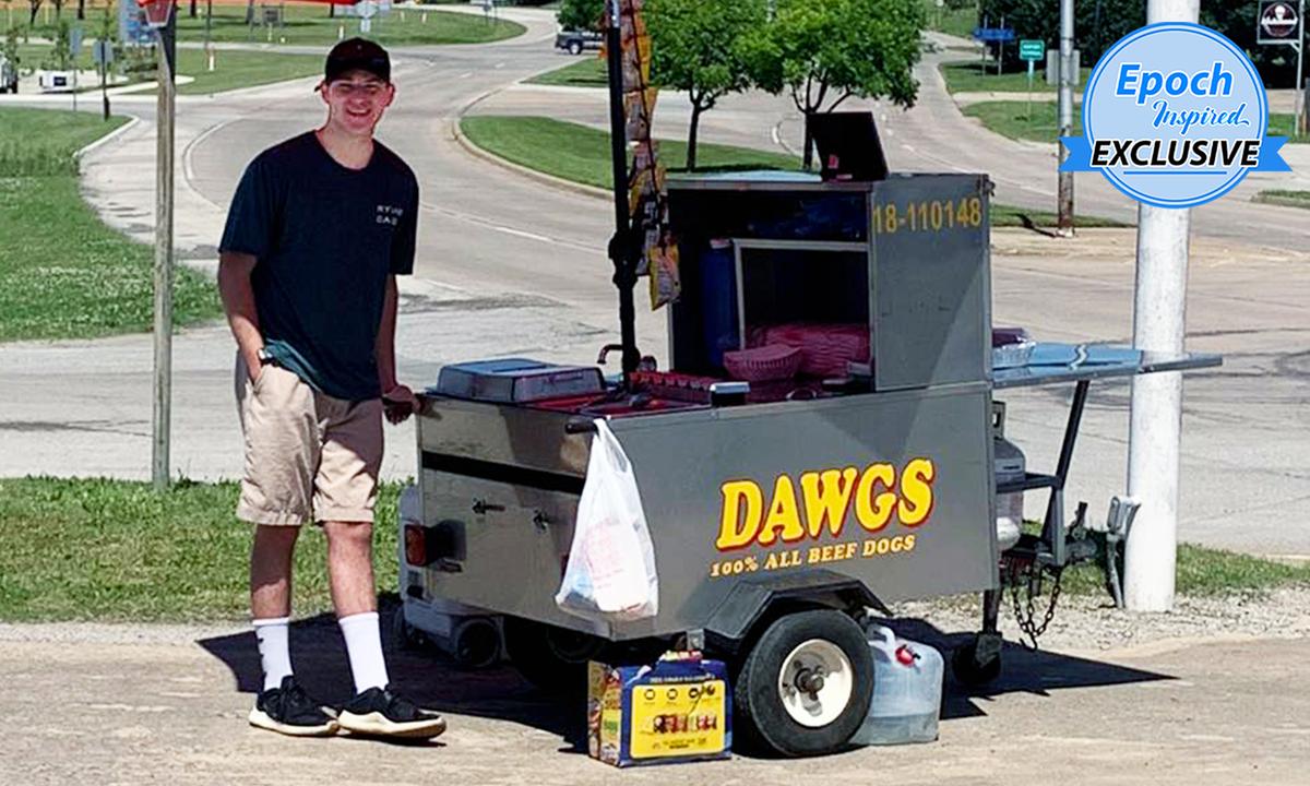 Teen Starts Hot Dog Business to Raise Money for Dental School: ‘Lit That Flame of Entrepreneurship’