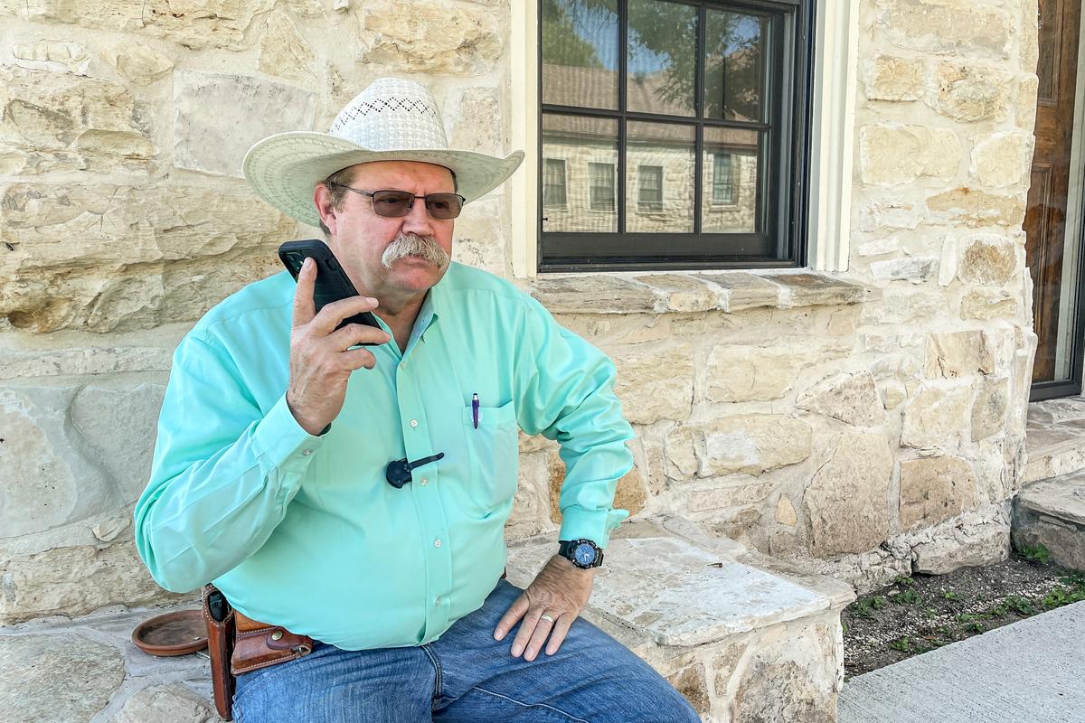 Border Sheriff Says State Threatened to Pull Resources If He Didn’t Stop Militia