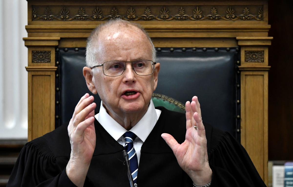 Judge Warns Jurors in Rittenhouse Trial Against Relying on Media, Says Some Stories ‘Sloppy’