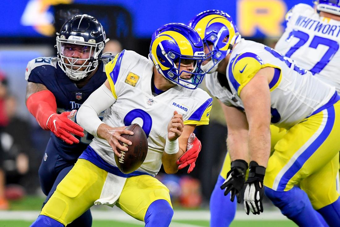 Titans’ Defense Shines in Dominant Win Over Rams