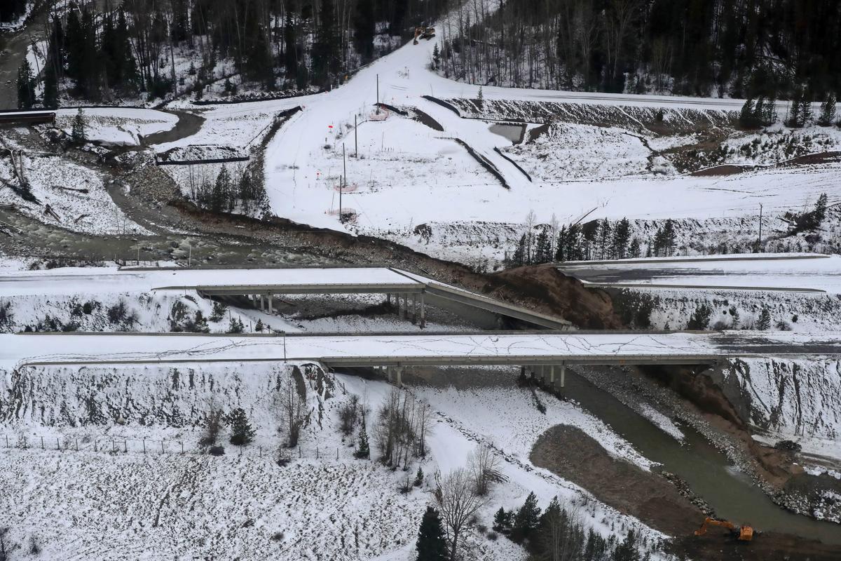 Some BC Evacuees to Be Allowed to Return Home, Key Railway Corridor to Reopen