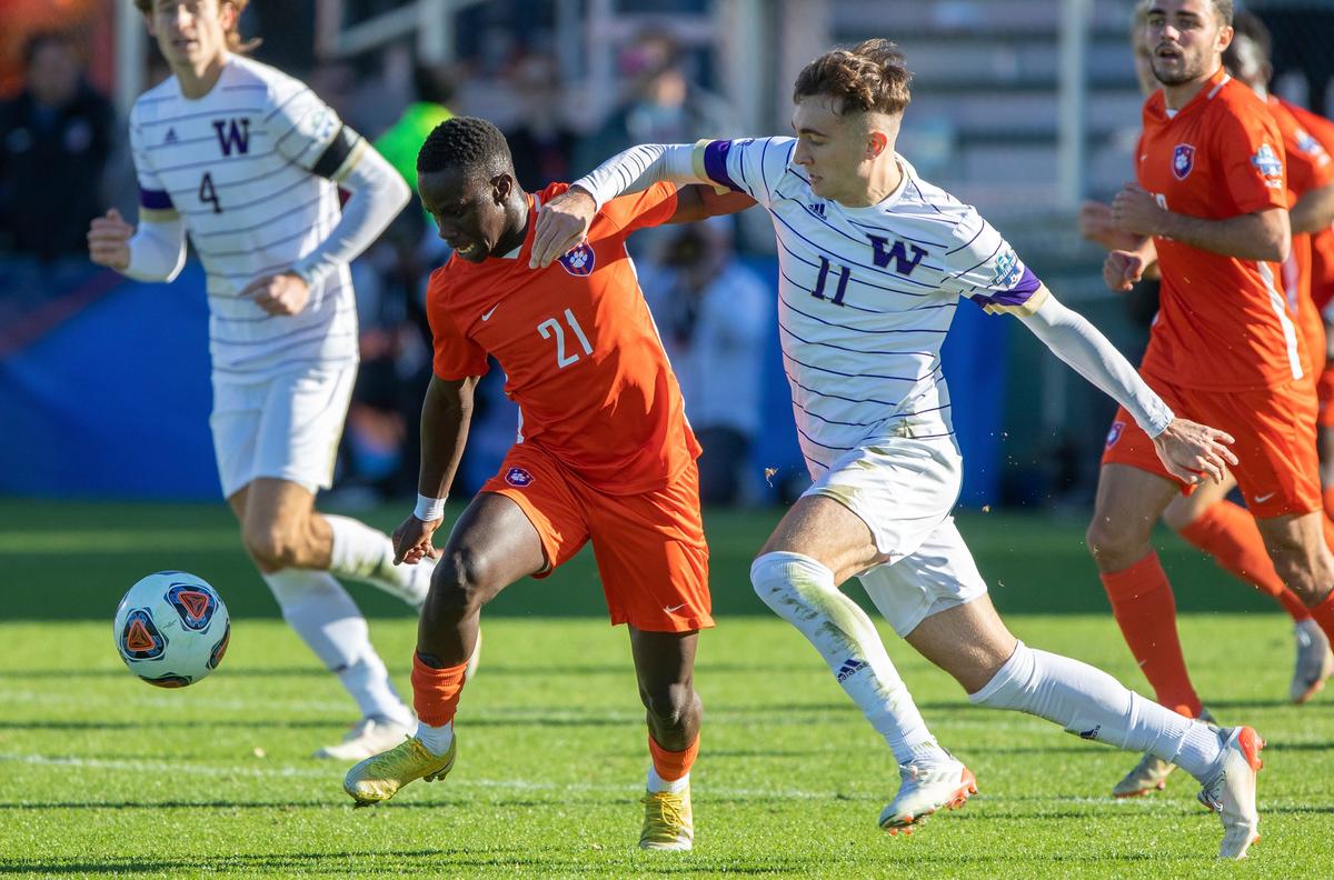 Clemson Wins NCAA Men’s Soccer Title, Beats Washington 2–0