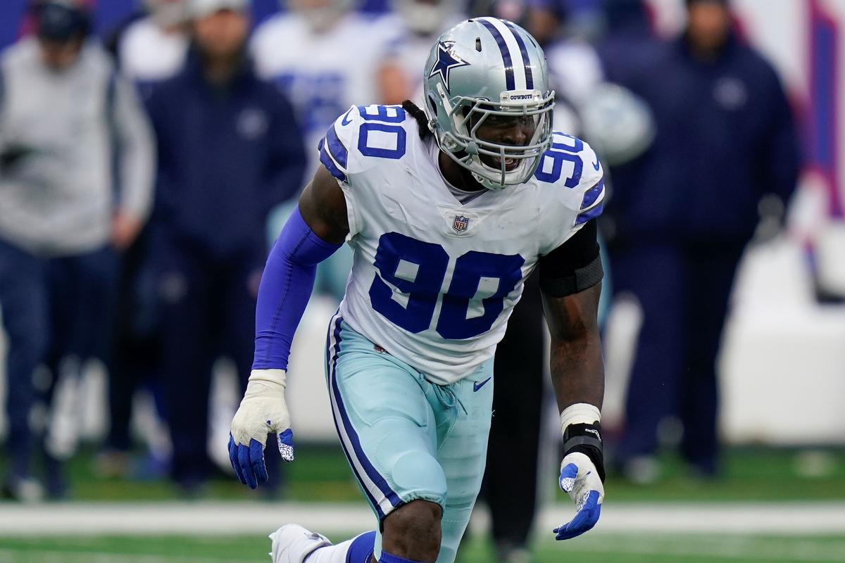 Cowboys Inch Close to Playoff Berth as D, Lawrence Dominate