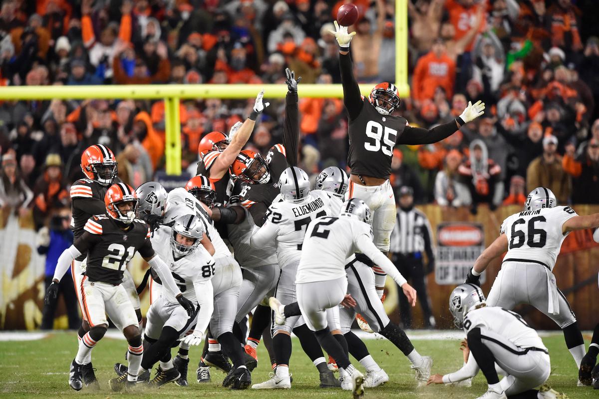 Raiders Edge Depleted Browns on Last Second Field-Goal 16–14