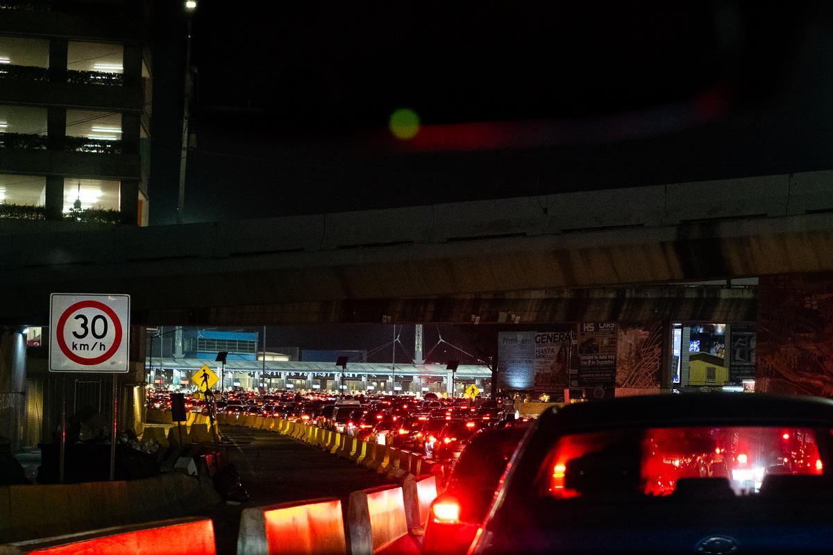 2 Arrested in San Diego on Suspicion of Smuggling Illegal Immigrants