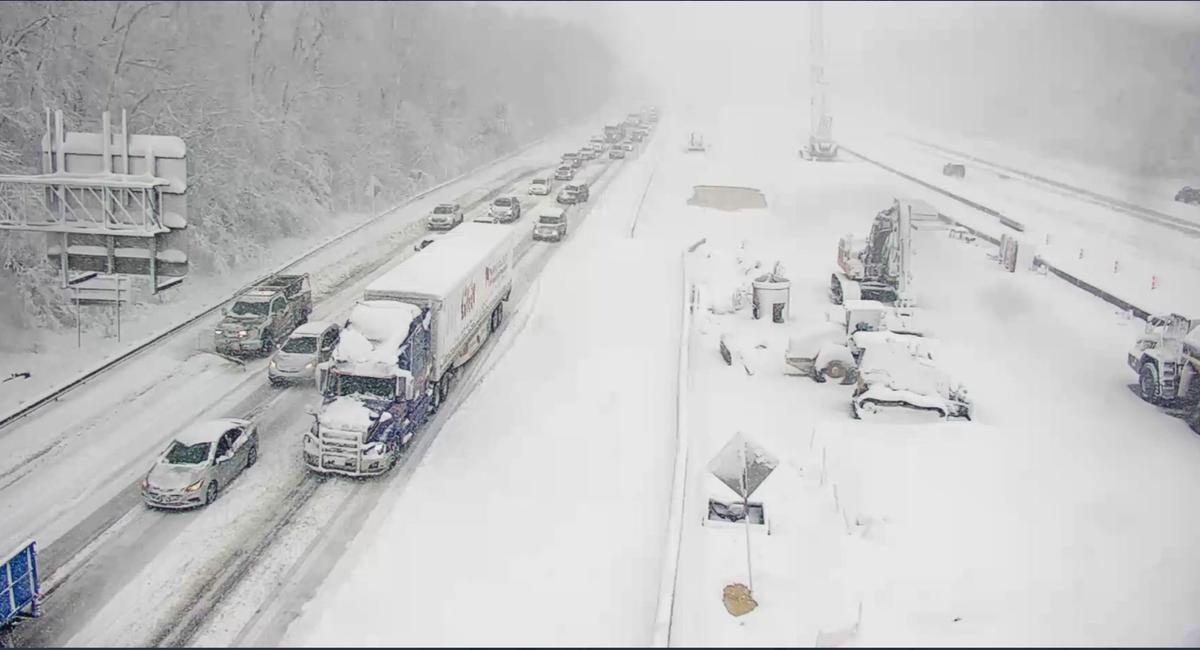 Drivers Snowed-In All Night as Major Section of I-95 Shuts Down in Virginia