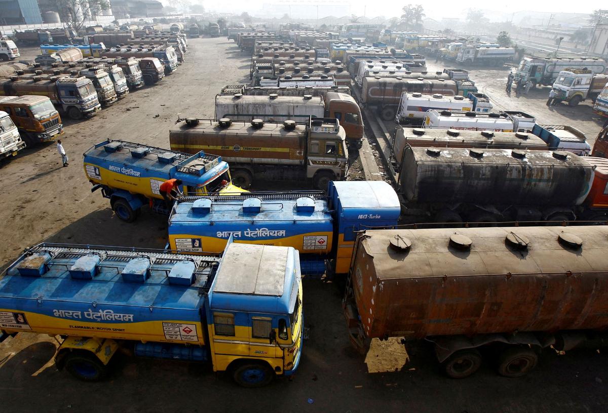 Oil Price Rises as Kazakh Turmoil Adds to Supply Worries
