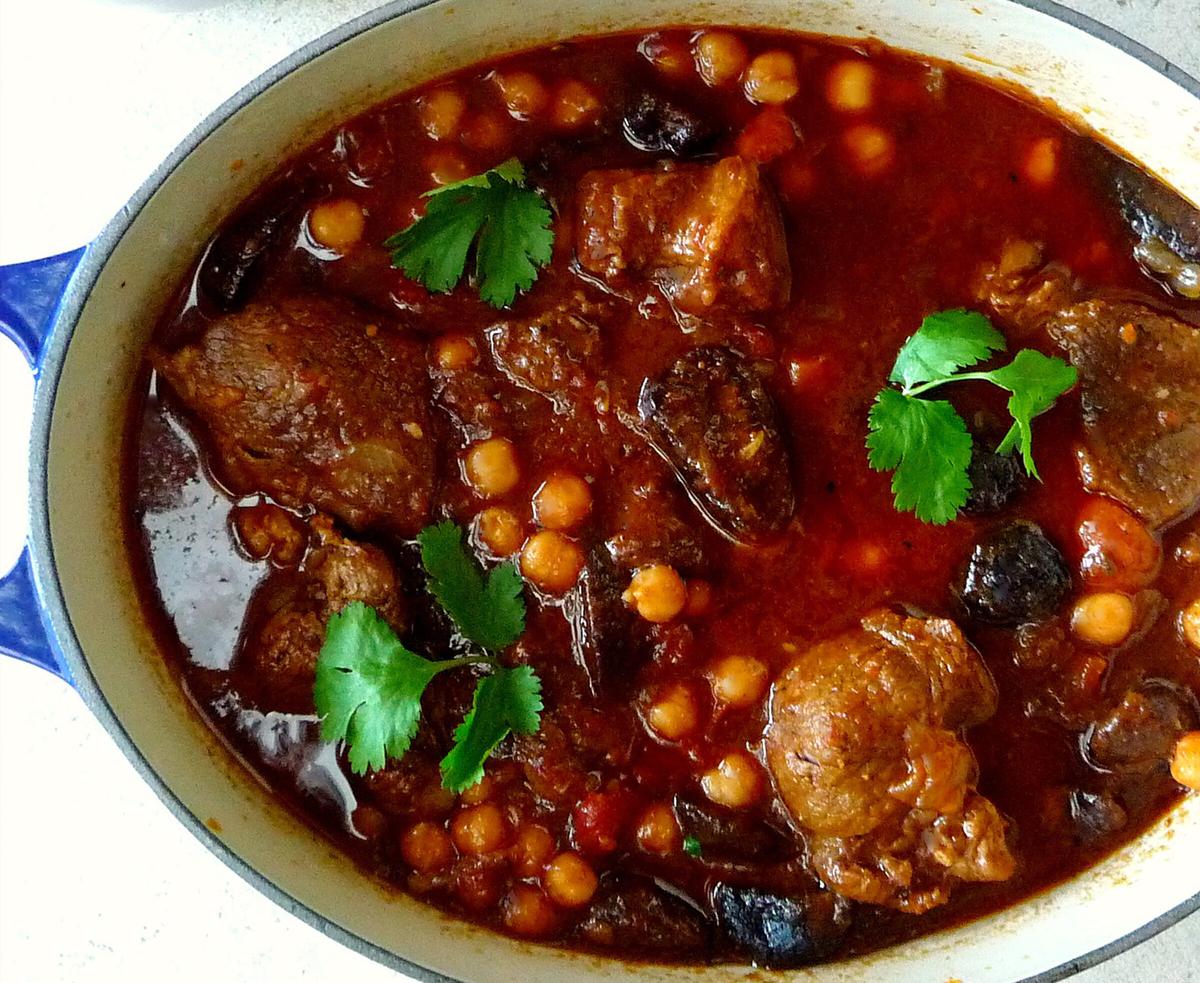 A Recipe for Wanderlust: North African Lamb Stew With Figs and Chickpeas