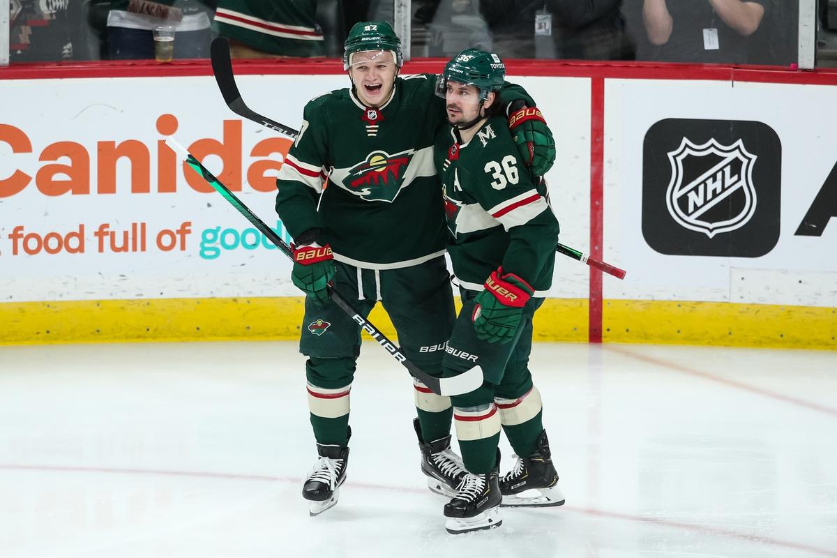 NHL Roundup: Wild Score Twice in 4 Seconds, Dump Ducks
