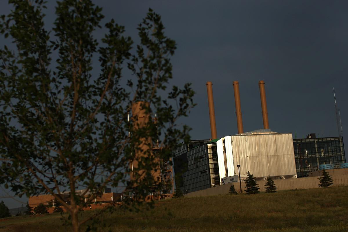 A coal-fired power plant in Laramie, Wyoming, on June 26, 2007. (Spencer Platt/Getty Images)