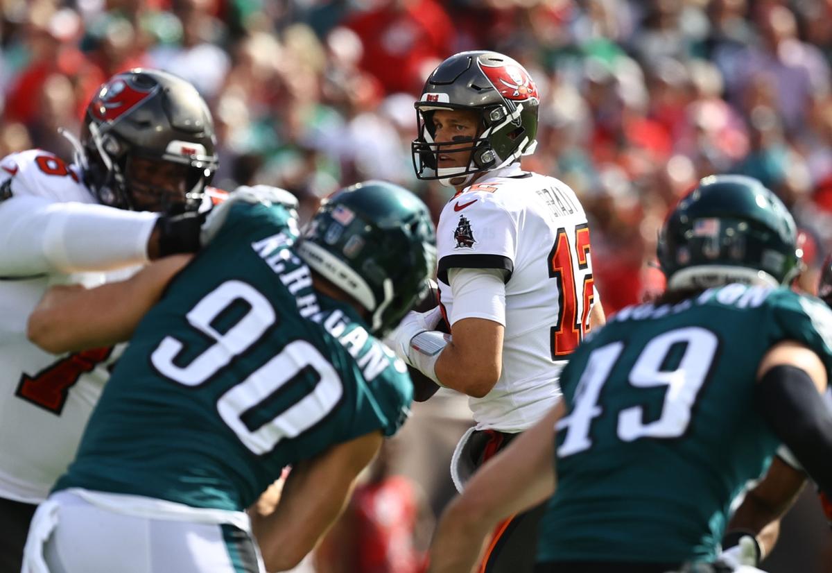 NFL Roundup: Defending Champion Bucs Take Down Eagles