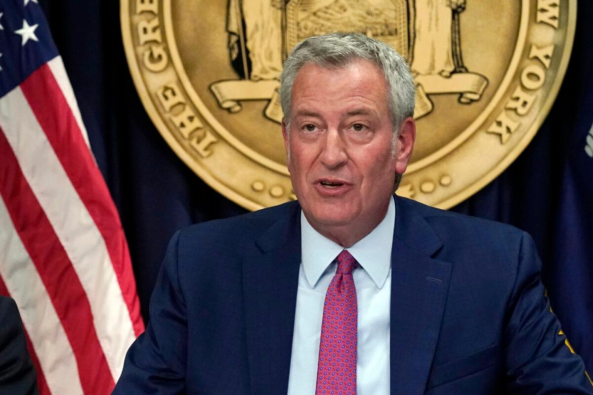 New York Mayor Bill de Blasio speaks during a meeting in New York City on Aug. 3, 2021. (Richard Drew/AP Photo)
