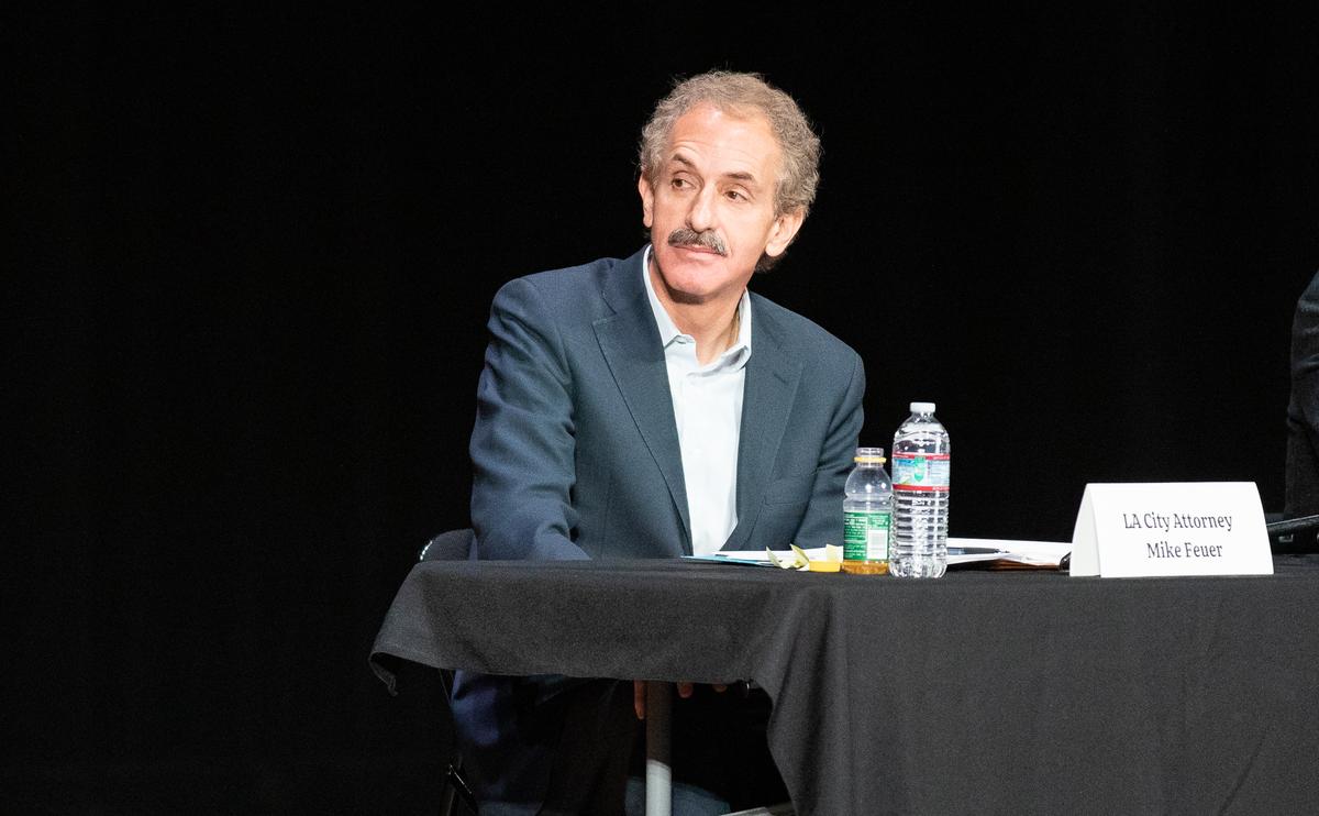 LA City Attorney Mike Feuer Drops Out of Mayoral Race, Supports Karen Bass