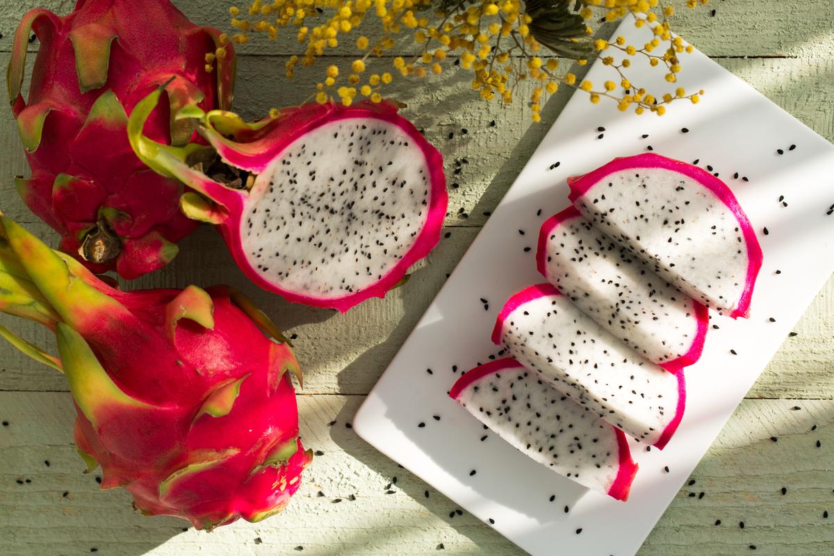 Dragon Fruit: 7 Top Health Benefits + Recipes