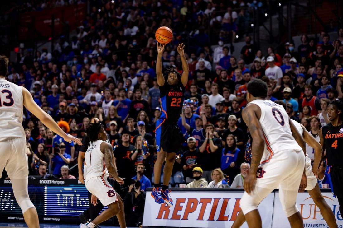 Top 25 Roundup: Florida Extends Home Streak vs. No. 2 Auburn
