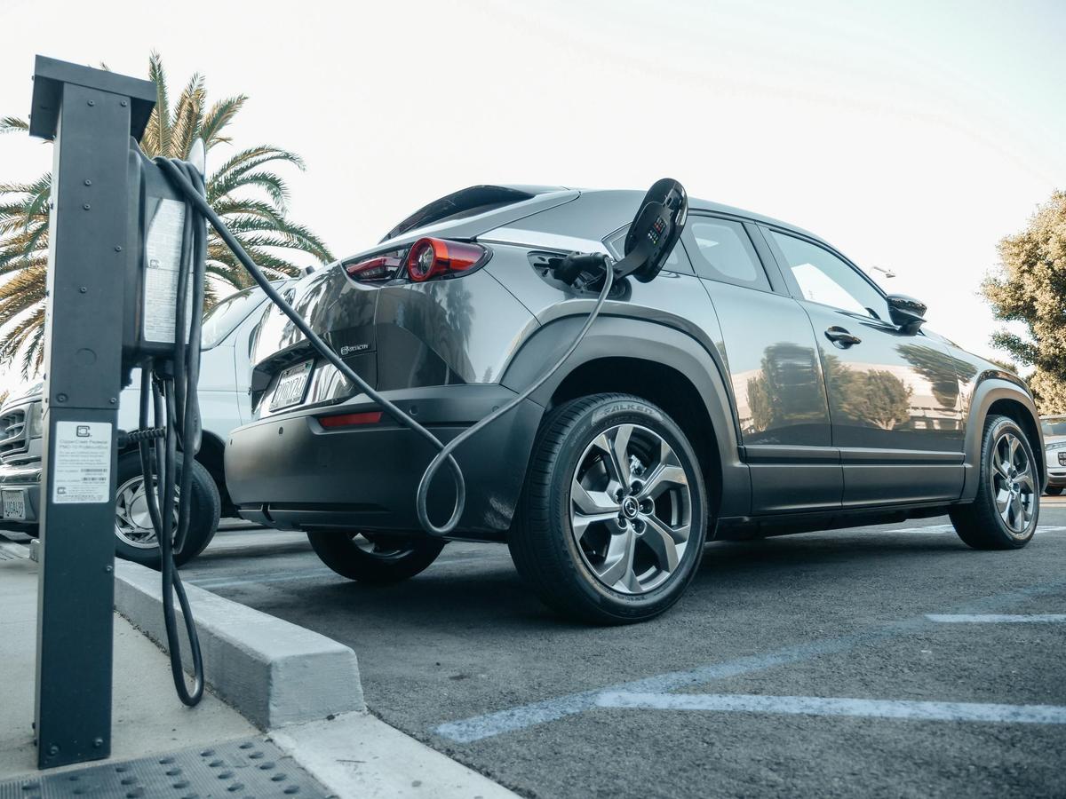 Electric Vehicle Tax Cut Passes Senate