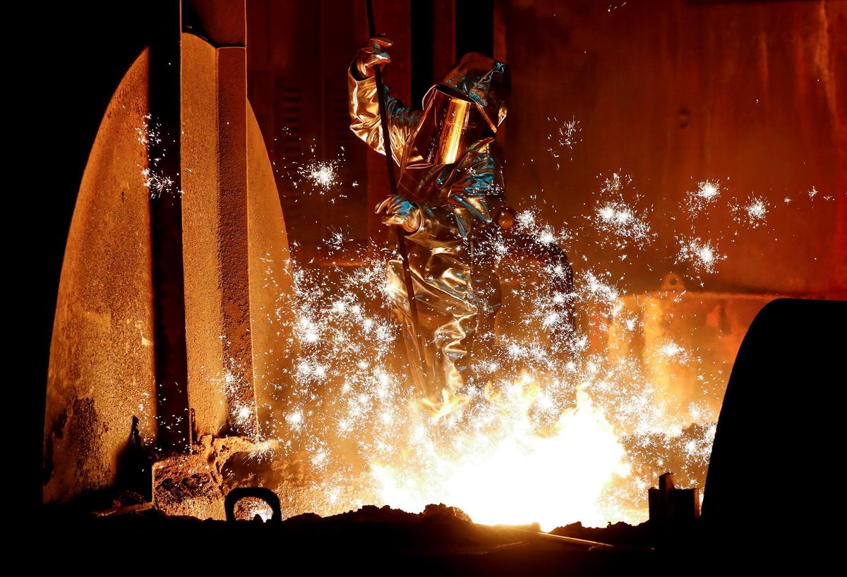 German Producer Prices Soar as Bundesbank, BDI Warn on Economy