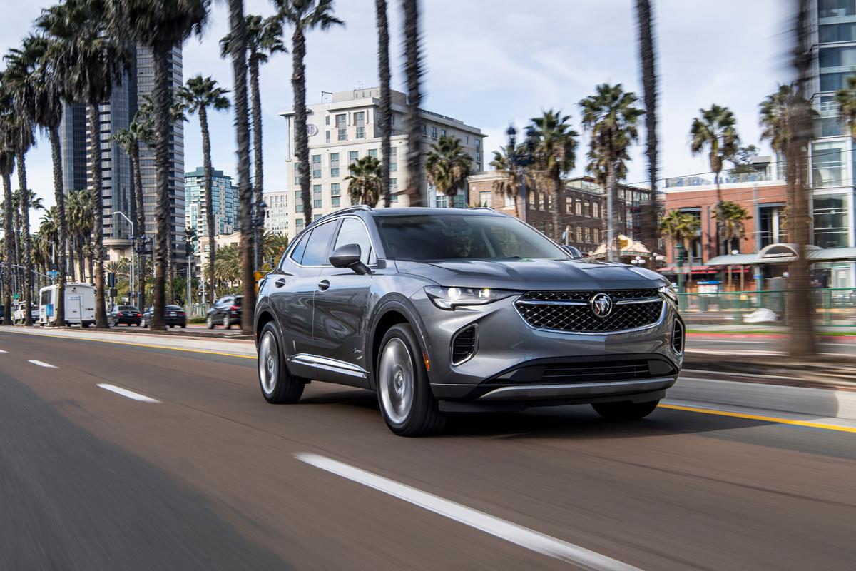 2022 Buick Envision Avenir FWD