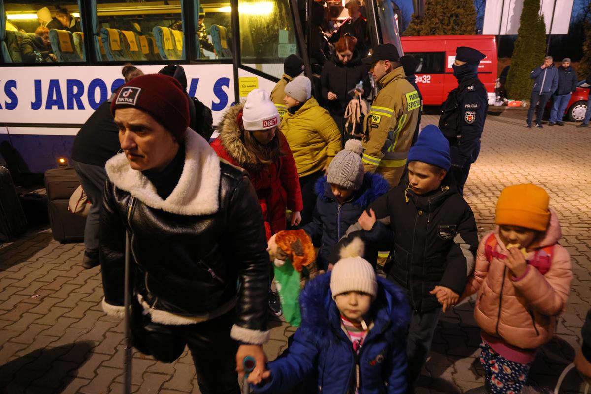 Australian University Creates Special Scholarship Fund for Ukrainian Students Fleeing Conflict