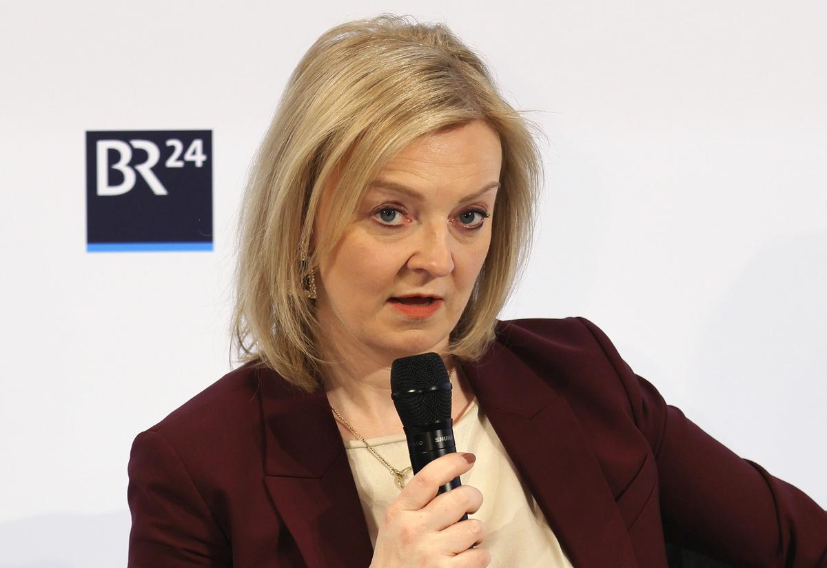 UK Prepared to Suffer Economic Sacrifices to Support Ukraine: Foreign Secretary