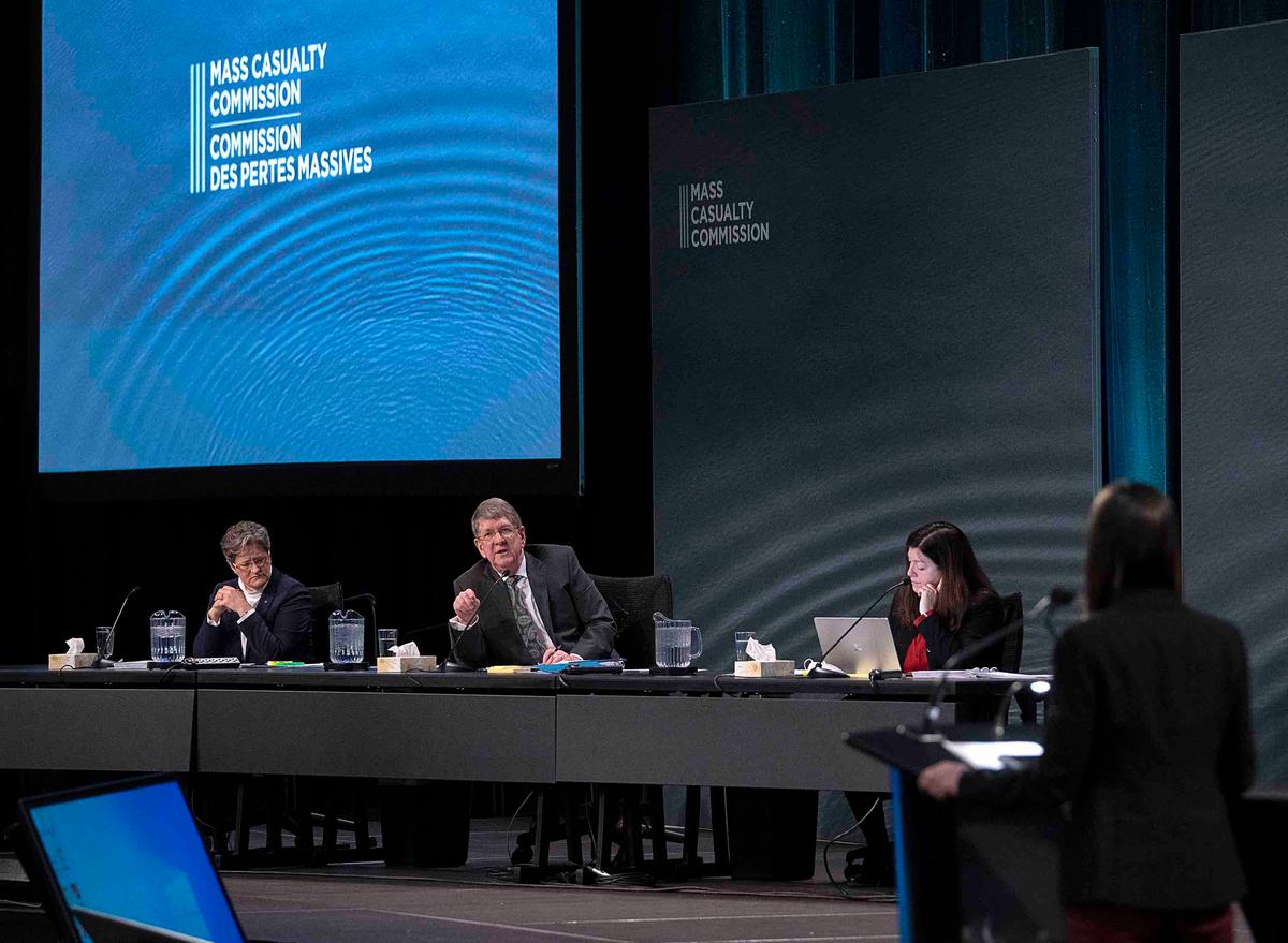 Killer’s Spouse Must Speak at Nova Scotia Mass Shooting Probe: Families