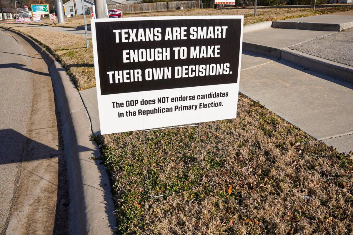 Grand Jury Indicts 2 Texas School Principals Accused of Electioneering