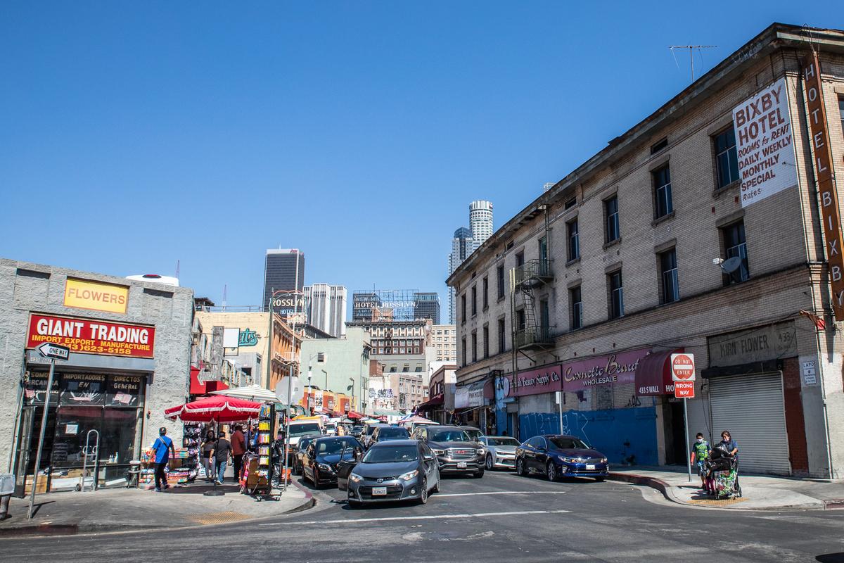 LA County Mask Mandate Ends as COVID Metrics Improve