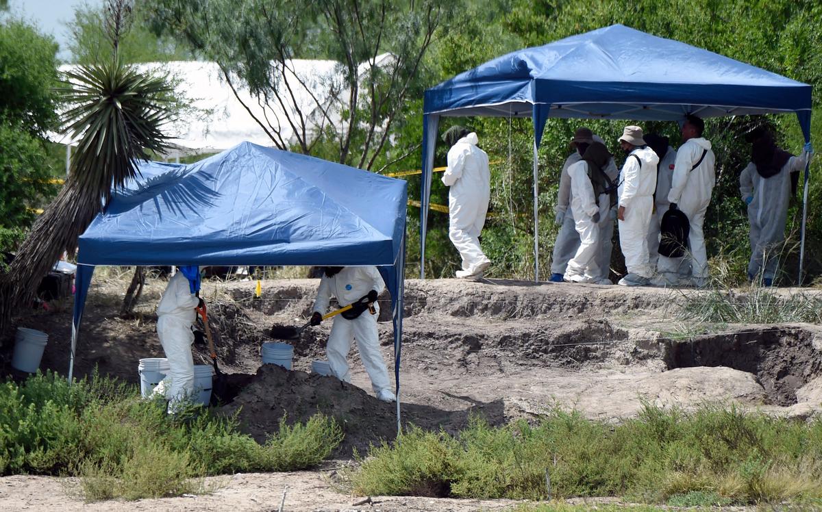 Mexico Finds 11 Bodies in Clandestine Pits Near US Border