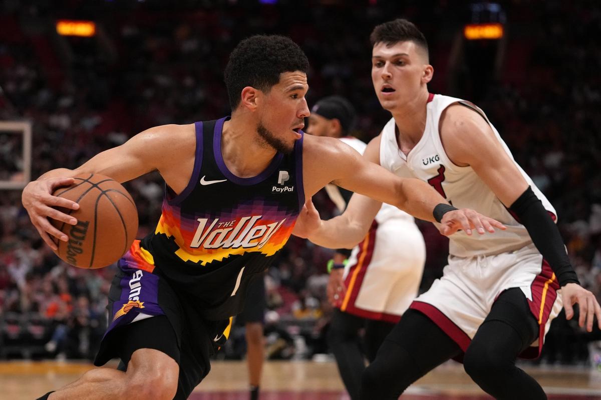 NBA Roundup: Suns Clinch League’s First Playoff Spot