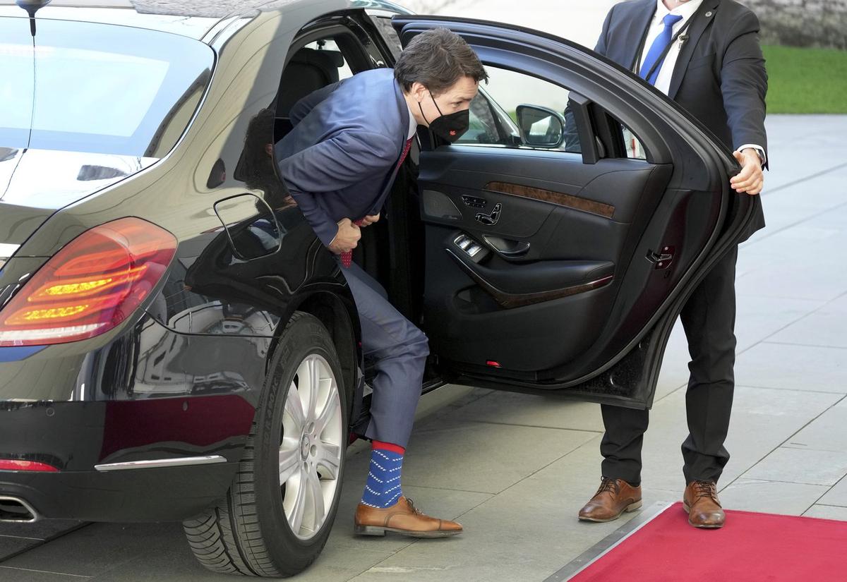 Trudeau Travels to Poland to See Ukrainian Refugees, Meet With Officials