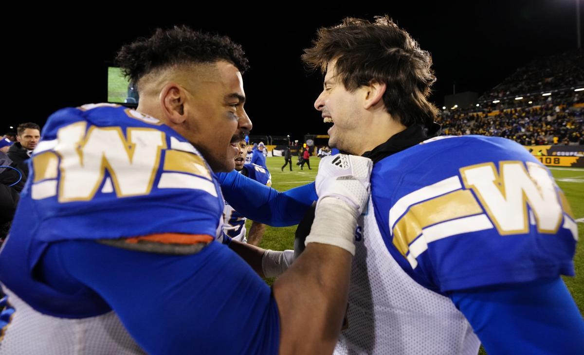 Bombers Football Club Tells Manitoba Liberals to Stop Selling Items With ‘W’ Logo