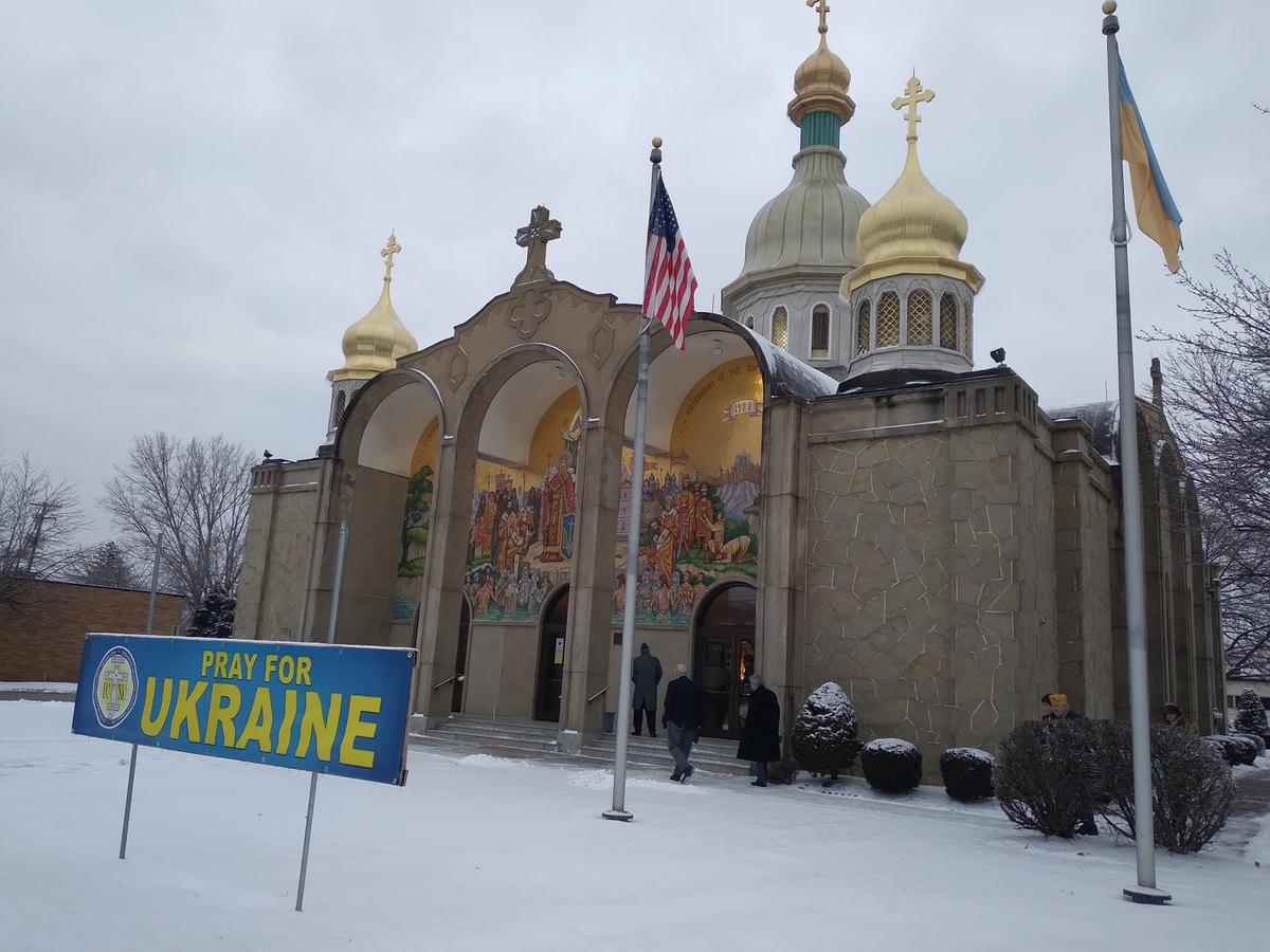 Ohio Preparing to Welcome Ukrainian Refugees Fleeing War