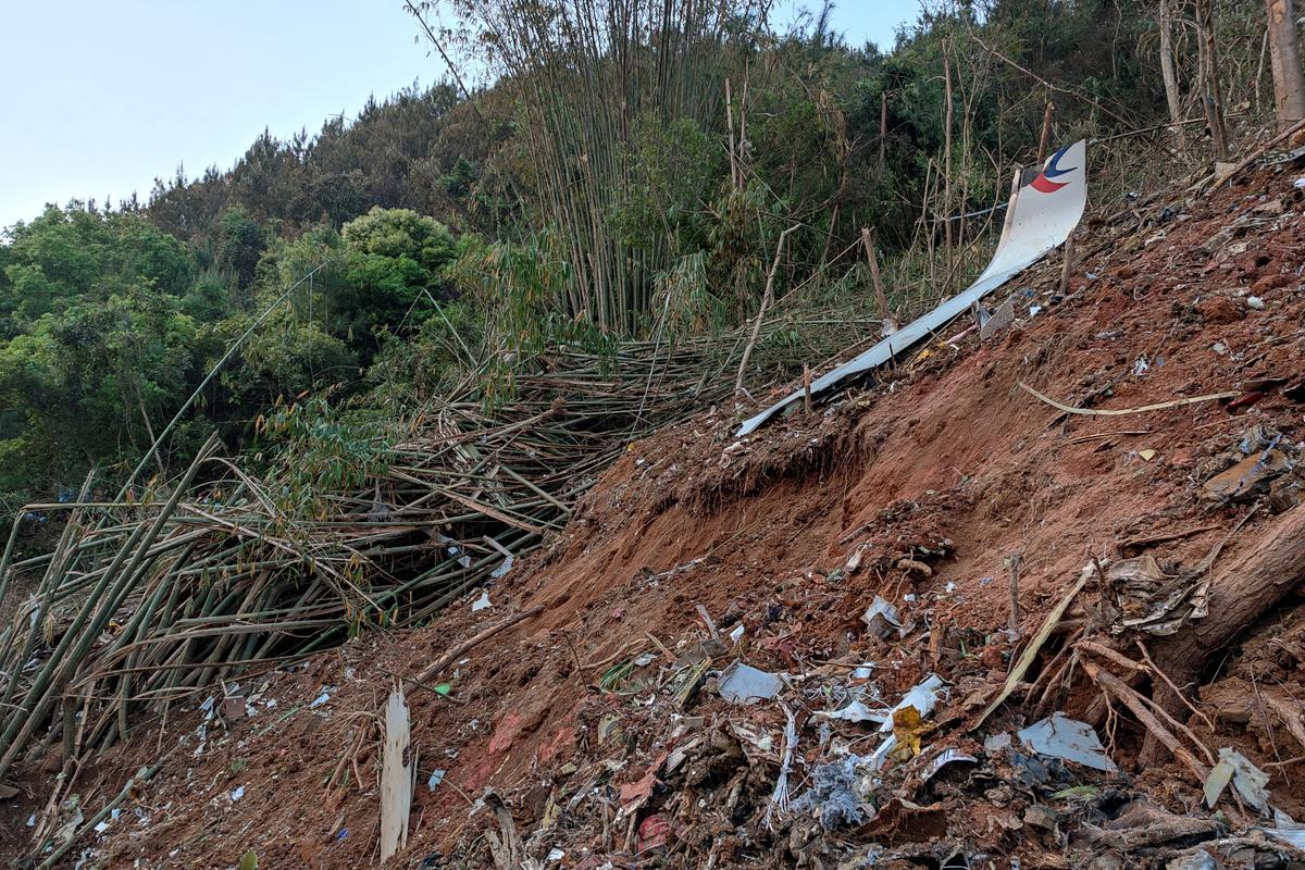 New US Data Shed Light on China Eastern Airlines Crash and Lingering Questions