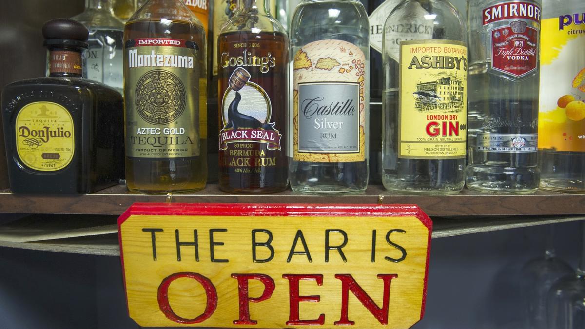 Alcohol-Associated Deaths Surged During First 12 Months of CCP Virus Pandemic: Study