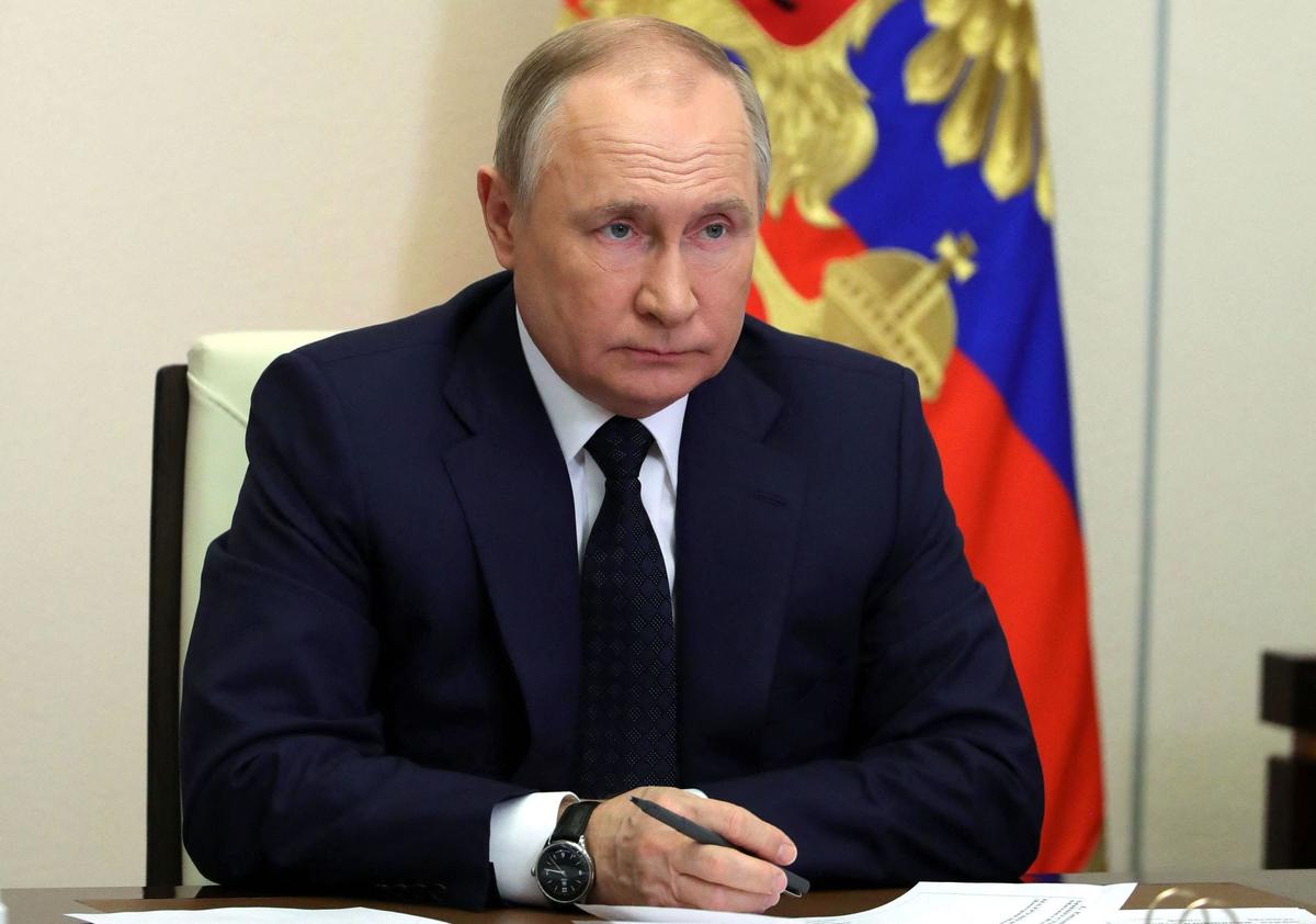 Will Putin Be Overthrown?