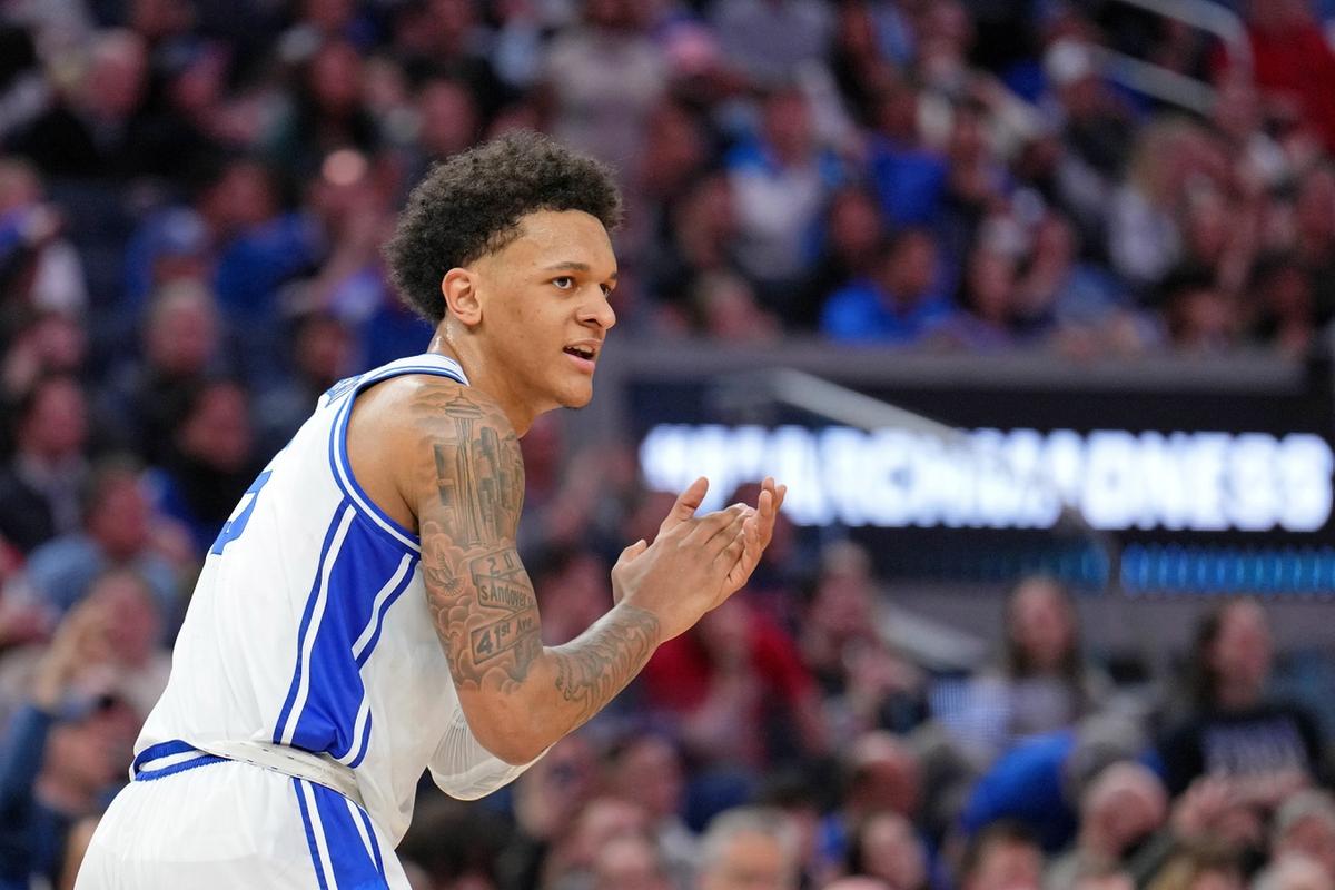 Final Four: Duke–North Carolina Showdown Drawing Mixed Action