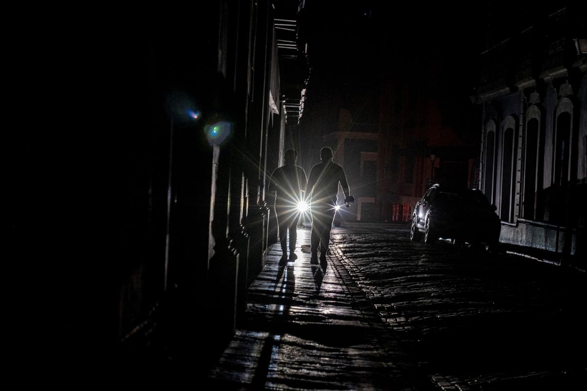 Major Outage in Puerto Rico Leaves Over 1 Million Without Power