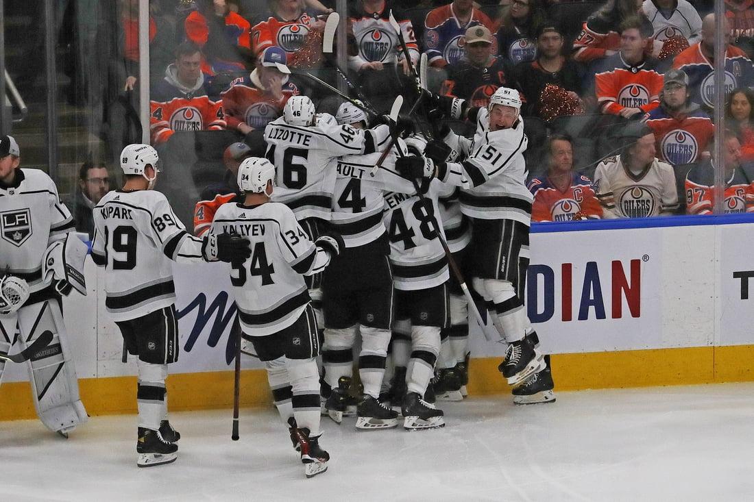 NHL Roundup: Kings Nip Oilers in OT for 3-2 Edge