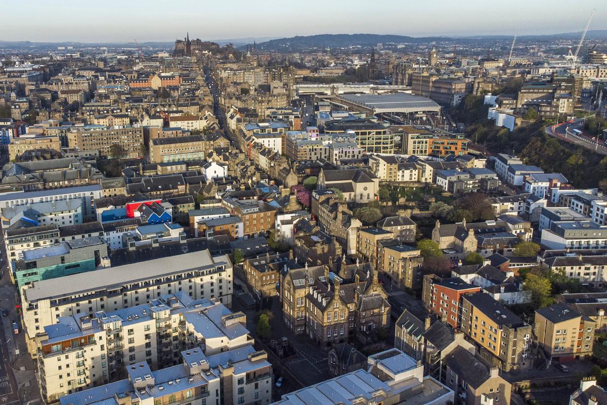 Four Scottish Cities Bring in Emission Zones in Effort to Tackle Air Quality