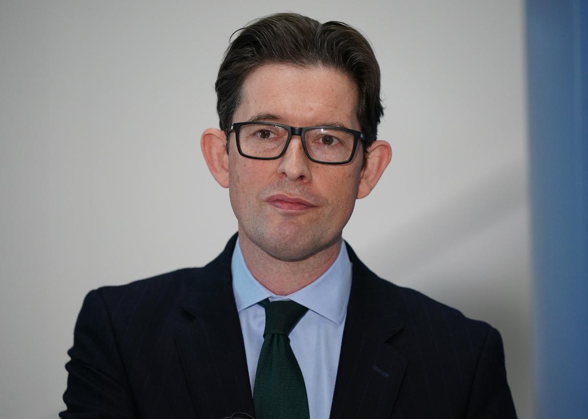 Foreign Spies Using Networking Sites to Groom UK Officials: MI5