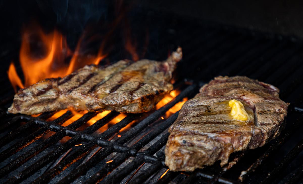 3 Simple Steps to Grill Grass-Fed Ribeye Steaks