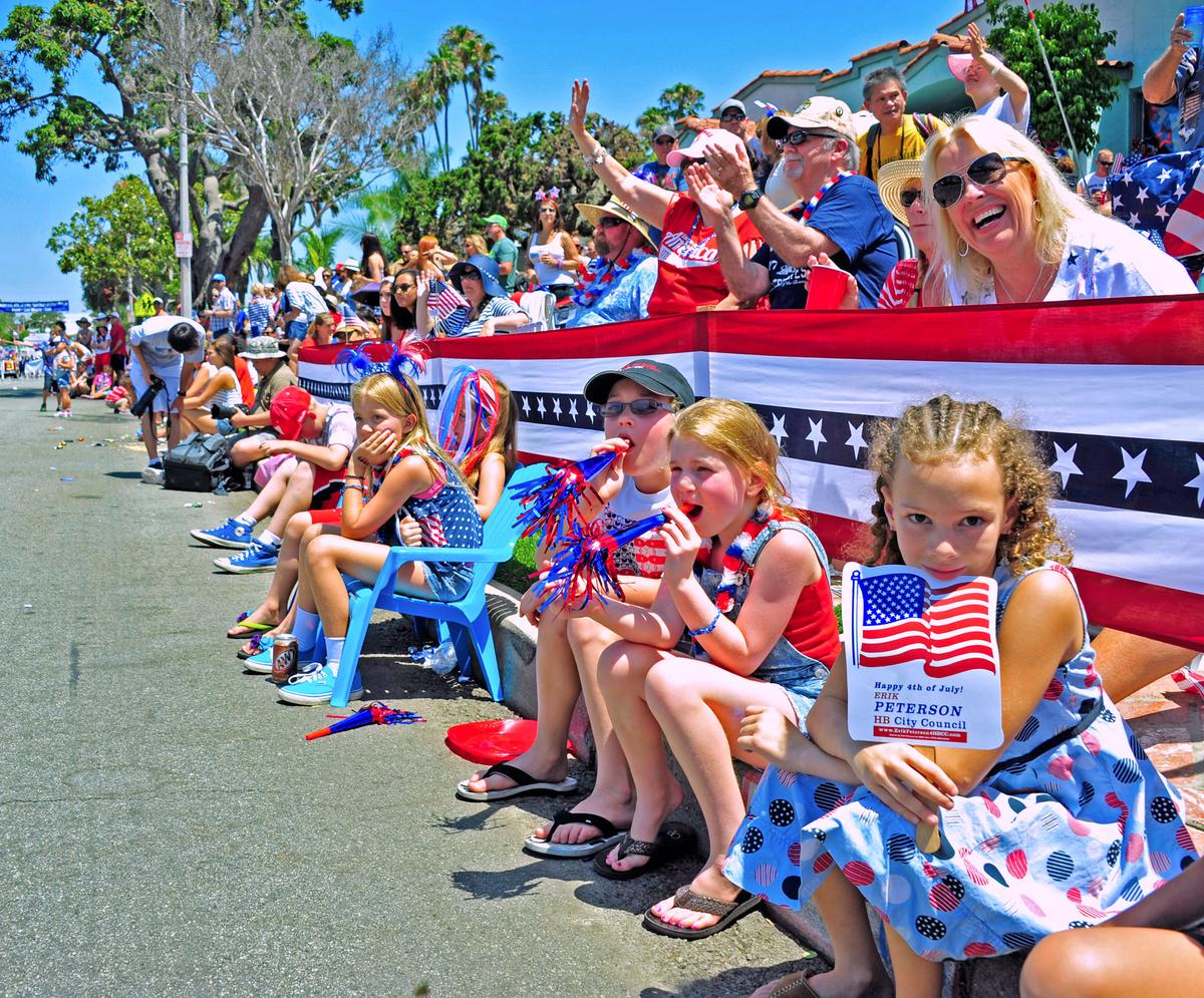 Surf City Preps for 4th of July Parade and Fireworks