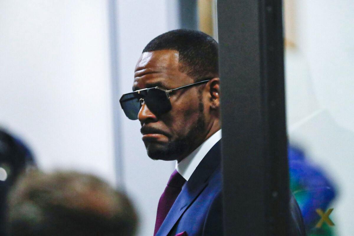 Prosecutors Ask for More Than 25 Years in Federal Prison for R. Kelly on New York Racketeering Conviction