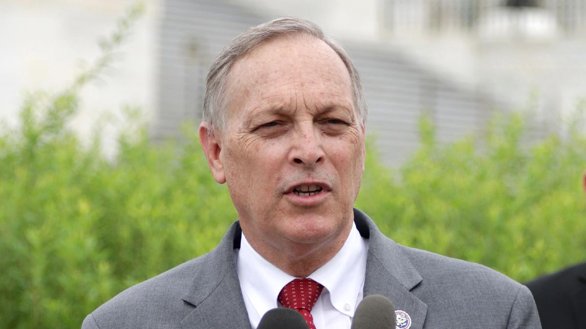 Republican Congressman Calls for McCarthy to Step Aside in Speaker Race as Opposition Grows