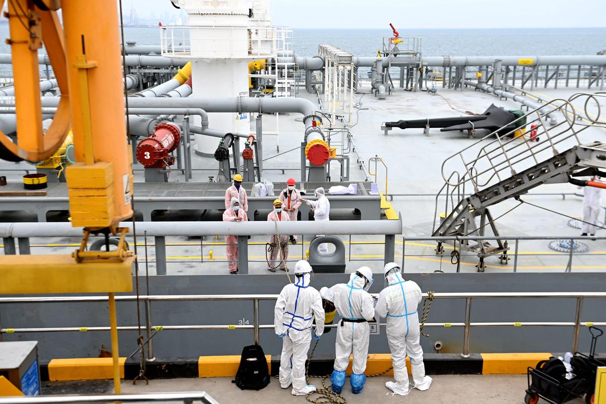 Chinese Regime Eases Pandemic Restrictions on Imported Non-Cold Chain Goods Amid Sharp Economic Downturn