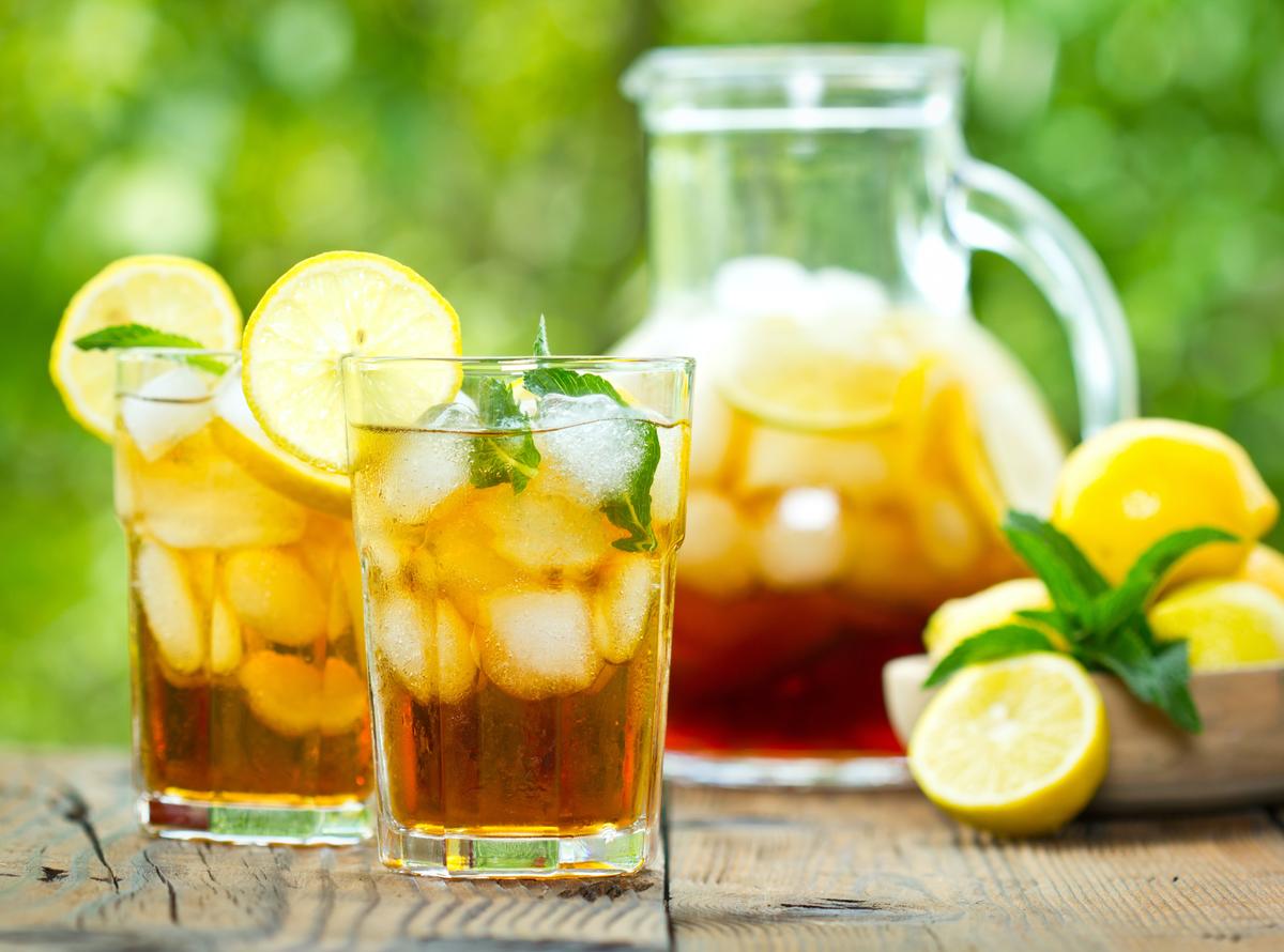 How to Make Sun Tea so It Is Bacteria-Free and Safe to Drink