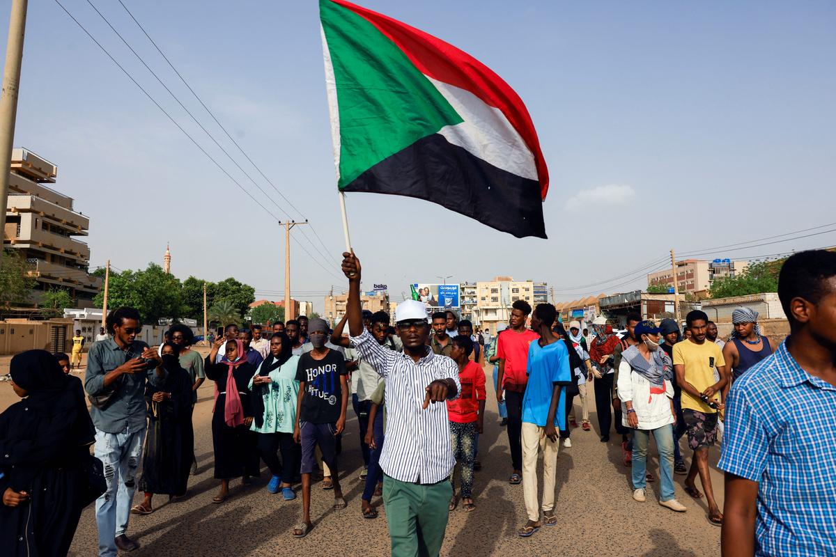 9 Killed in Sudan as Protesters Rally on Uprising Anniversary