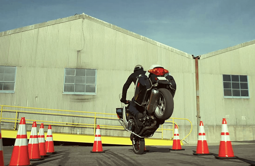 Jon (Dax Shepard) performs a "stoppie" in Warner Bros. Pictures' action comedy "CHIPS." (Peter Iovino/Warner Bros. Entertainment Inc./Ratpac-Dune Entertainment LLC)