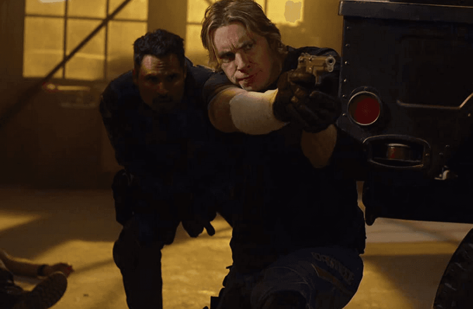 Ponch (Michael Peña, L) and Jon (Dax Shepard) in Warner Bros. Pictures' action comedy "CHIPS." (Peter Iovino/Warner Bros. Entertainment Inc./Ratpac-Dune Entertainment LLC)
