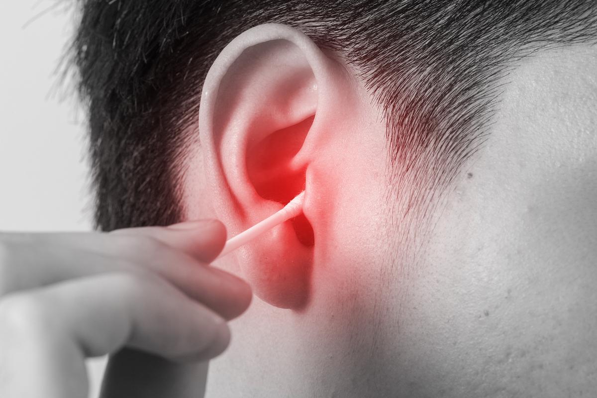 How to Clean Your Ears Without a Cotton Swab